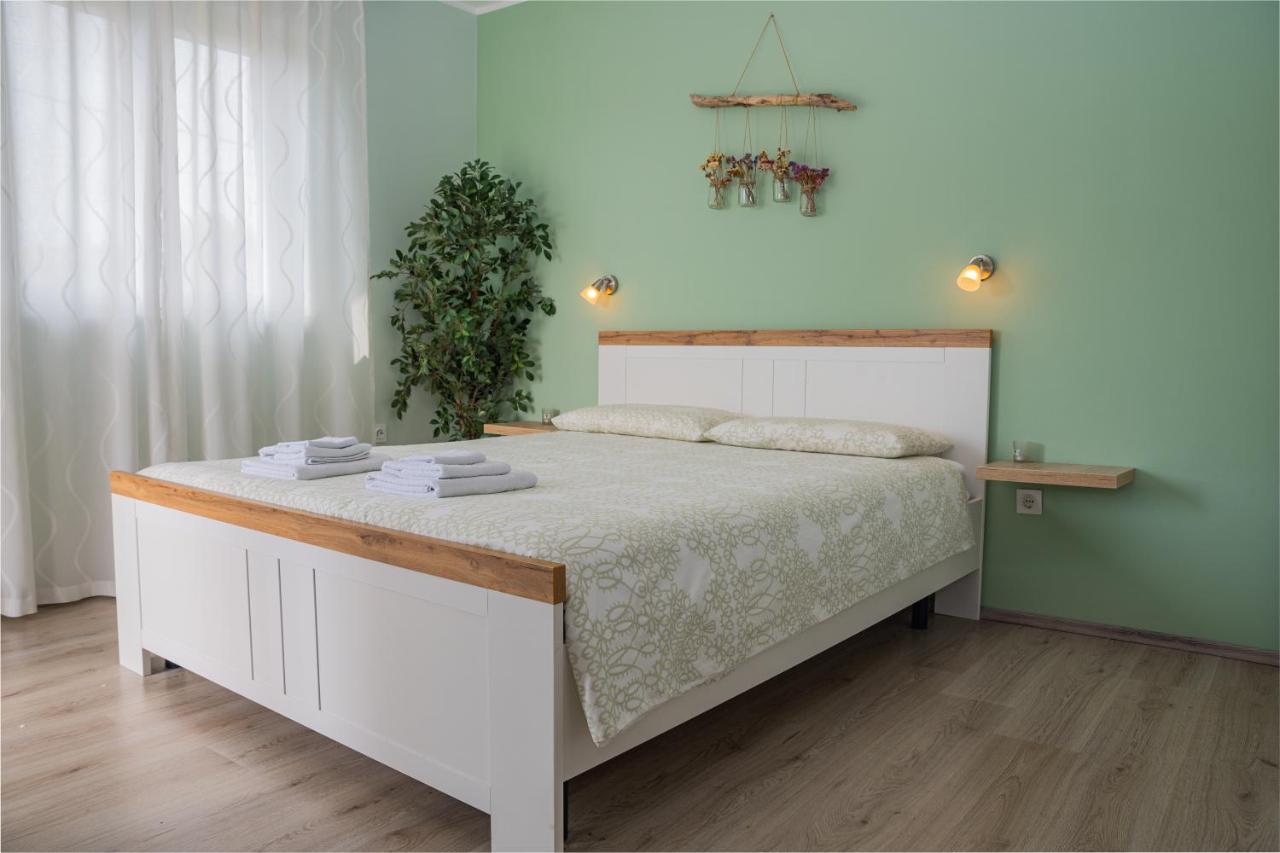 Milohnici Apartman Doris מראה חיצוני תמונה
